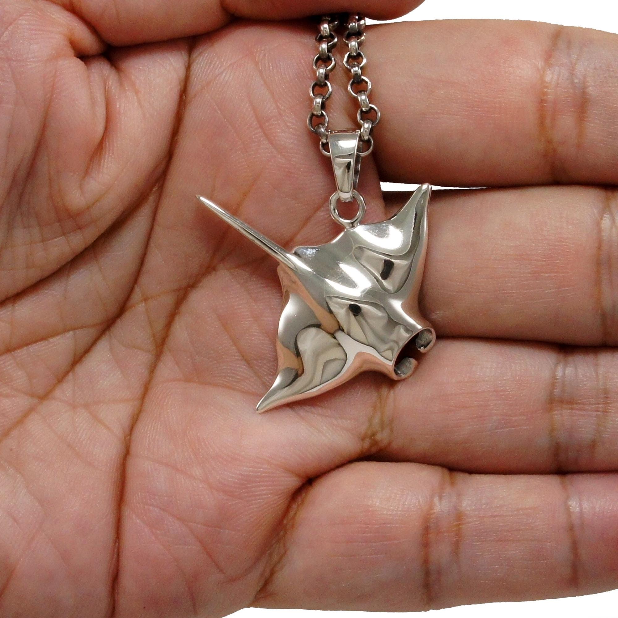Medaglia Pendente Drago Stingray In Argento 925 - Stile Biker Gotico, Ciondolo Rockabilly Unico