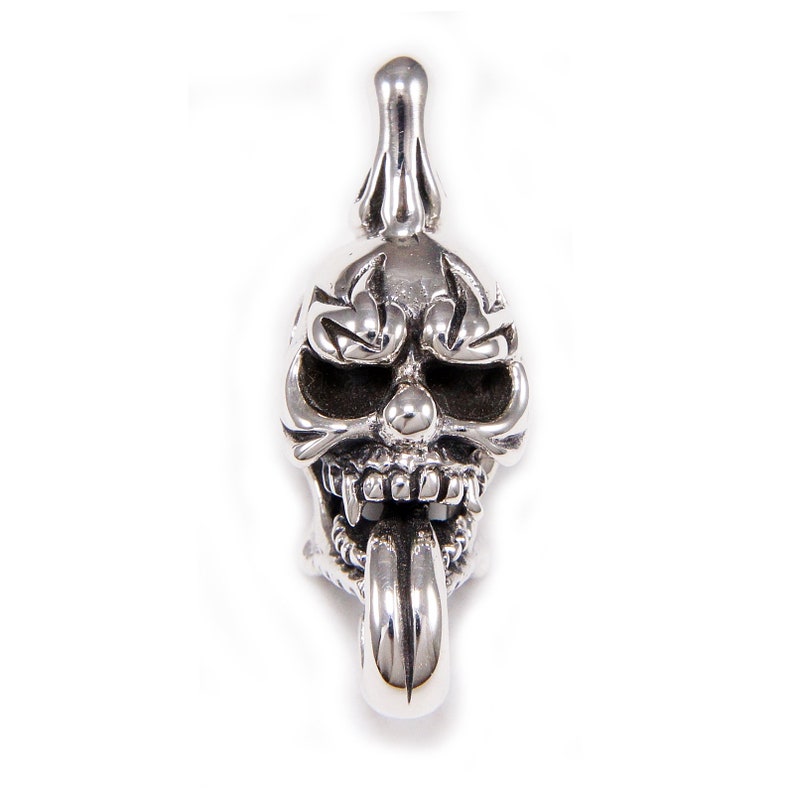 Silver Skull PendantCraniumSkullMemento Mori925 Sterling Silver PendantGothic PendantBiker NecklaceRockerMen/'sWomen/'sCharm cs-053