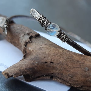 Hammered Silver Moonstone Bangle, Wirewrapped cuff bangle, Oxidised sterling silver hammered bracelet, Moonstone jewelry, June birthstone