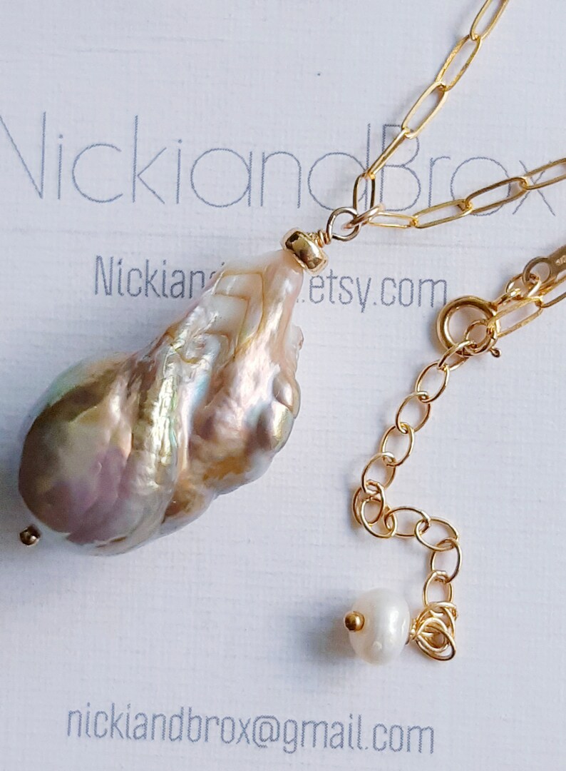 14k gold pearl studs