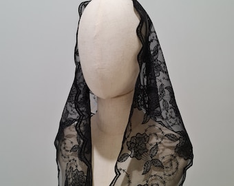 Triangle Traditional Mantilla Chapel Veil for Latin Mass | Catholic Mass Veil | White, Black Mantilla (w/ snap on comb)