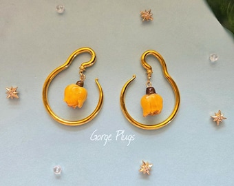 Gold Stahl Spirale Kleiderbügel leicht W / getrocknete gelbe Rose Blume | Tragbar Für 4 mm(6g)+ | Romantische Date Ohrringe Hoop Plug Dangle