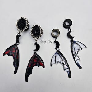 2g-2" Gothic Bat Wing Moon Dangle Plugs | Black Druzy Halloween Gauges | Spooky Witchy Ear Weights |Dangle Tunnel For Stretched Ears