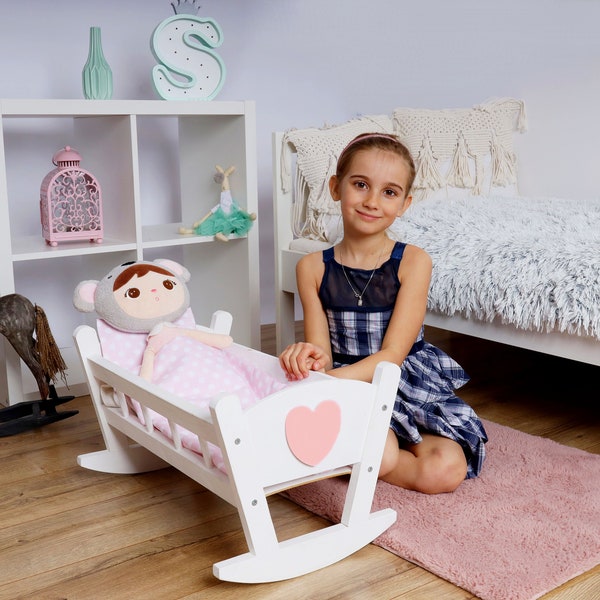 Babypuppenwiege, Puppenbett, Puppenmöbel - Holzspielzeug für Kleinkinder, Wiege 20 Zoll mit Bettwäsche, amerikanisches Puppenbett