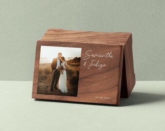 Caja de música de aniversario personalizada / Caja de música con foto con nombres / Caja de madera para joyería / Diseño personalizado / Mecanismo de manivela o cuerda