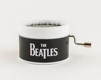 The Beatles Music Box. Tunes: Here comes the sun, Hey Jude, Let it be, Imagine, ...