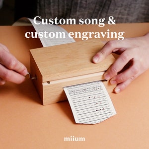 Natural beech wooden music box with custom song and personalized engraved design. Free shipping!