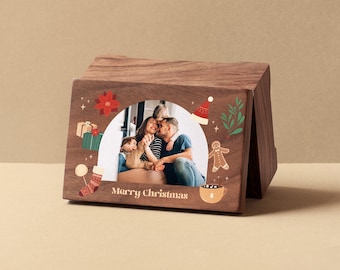 Christmas Music Box | Merry Christmas Family Keepsake | Personalized Holiday Gift | Jewelry Wooden Box | Crank or Wind-up mechanism