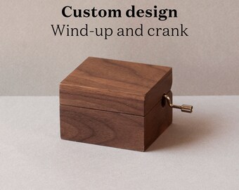 Personalized Music Box | Small Vintage Wooden Music Box | Walnut Natural Wood | +50 tunes available | Crank music box movement