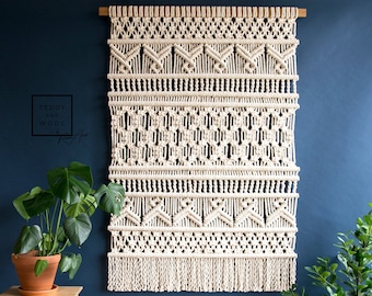 XXL / Large Macrame Wall Hanging - Woven Fiber Art - "VIVIAN"