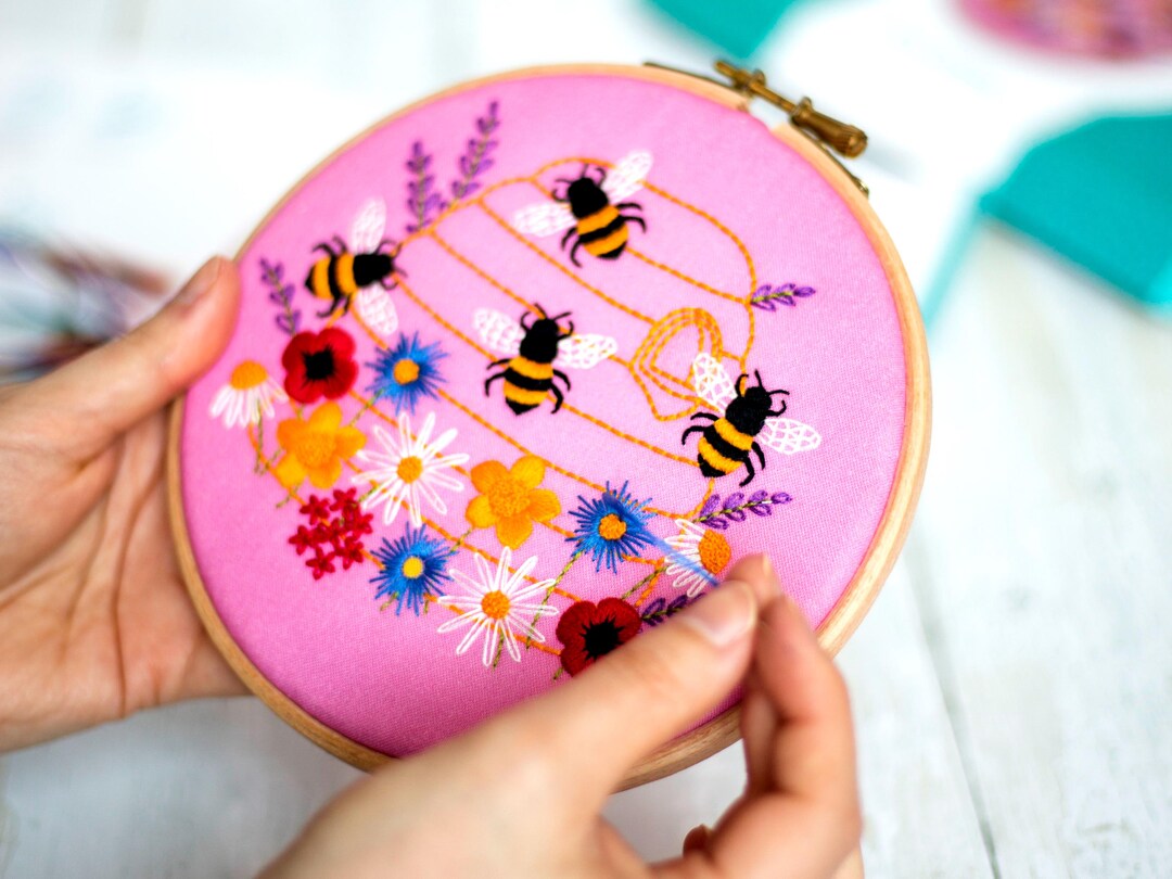 Bees Embroidery Pattern, Bee Needle Craft Pattern, Wildflowers ...