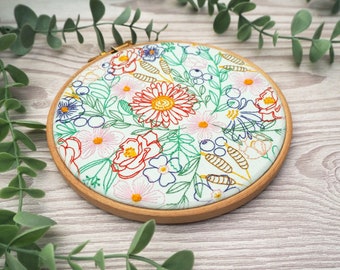 Bloom Burst Embroidery Kit, Flowers Kit, Spring Needle Craft Kit, Floral Hoop Art, Floral Hand Embroidery Project, Hand Sewing Kit