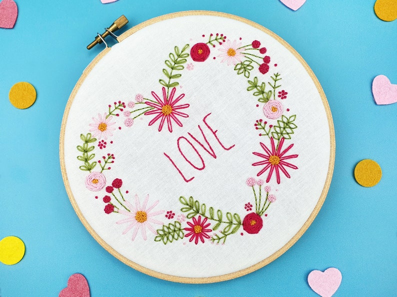 Love Flower Heart Embroidery Pattern, Pink Hoop Art Kit, Love Heart Embroidery Set, Modern Needlecraft Pattern, Daisy Chain Embroidery Kits image 3