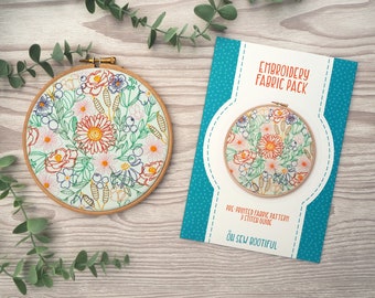 Bloom Burst Hand Embroidery Pattern, DIY Spring Decoration, Needlework Tutorial, Floral DIY Gift, Flowers Embroidery Kit, Modern Hoop Art