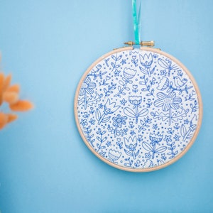 Doodle Embroidery Kit, Beginner Needlecraft, DIY Hoop Art