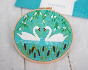 Swans Embroidery Patterns, Birds Printed Fabric Embroidery Pattern, Modern Needlework, 6 inch Hoop Art
