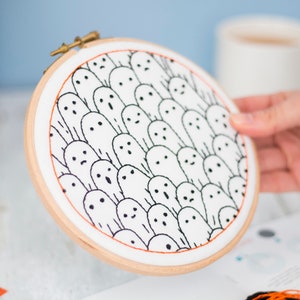 Ghosts Embroidery Pattern, Spooky Embroidery Pattern, DIY Halloween Decoration, Halloween Craft Kit, DIY Gift For Halloween, Modern Hoop Art