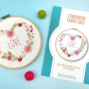 Love Flower Heart Embroidery Pattern, Pink Hoop Art Kit, Love Heart Embroidery Set, Modern Needlecraft Pattern, Daisy Chain Embroidery Kits