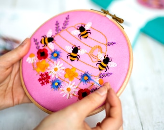 Bees Embroidery Kit, Wildflower Needle Craft Kit, Bees and Wildflowers Hoop Art, Bees Hand Embroidery, Floral Embroidery Kit, Gift for Her
