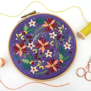 Winter Flowers Embroidery Pattern, Christmas Hoop Art Pattern, DIY Christmas Gifts, Xmas Embroidery Pattern, Winter Crafts For Adults zdjęcie 2