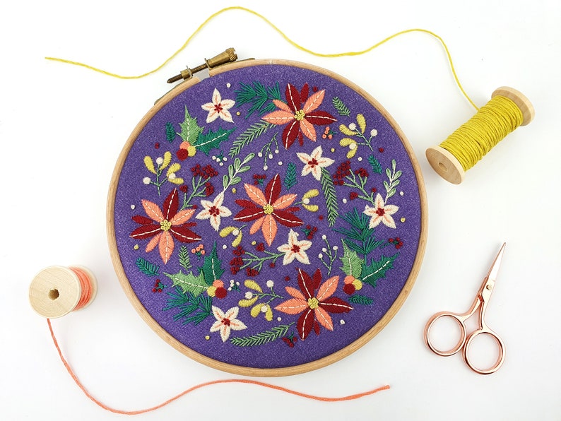 Winter Flowers Embroidery Pattern, Christmas Hoop Art Pattern, DIY Christmas Gifts, Xmas Embroidery Pattern, Winter Crafts For Adults zdjęcie 2