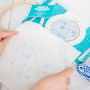 Snowflakes Embroidery Kit, DIY Christmas Decoration, Adults Craft Kit, Xmas Gift For Her, Winter Hoop Art, Stocking Stuffer, Mindfulness Kit image 3