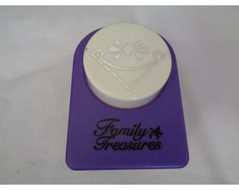 Tarjetas de scrapbooking con perforadora de papel Family Treasures Fancy Corner Rounder