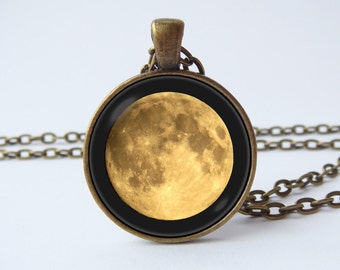 Full moon necklace Full moon pendant Moon jewelry Moon jewellery Moon necklace Outer space necklace Galaxy jewelry Solar system Universe