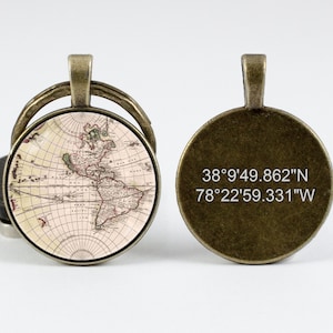 Schlüsselanhänger Weltkarte Weltkarte Schlüsselanhänger Schlüsselanhänger mit Gravur Schlüsselanhänger Weltkarte Geschenk für Ihn Schlüsselanhänger Weltkarte Schmuck Globus Schmuck Geschenk für ihn