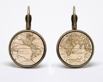 Globe earrings World map earrings Vintage map Globe jewelry Travel earrings World jewellery World map jewelry Old map earrings Traveler gift