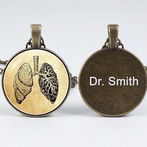 Engraved pendant Lungs Personalized gift Medicine jewelry Human anatomy Doctor gift Lungs jewellery Engraving Custom text Medic Physician