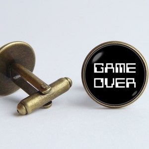 Spielen Sie Manschettenknöpfe Spiel über Manschettenknöpfe Ehemann Geschenk Spiel Schmuck Schwarze Manschettenknöpfe Herren Geschenk Accessoires für Männer Geschenk für ihn Geek Schmuck