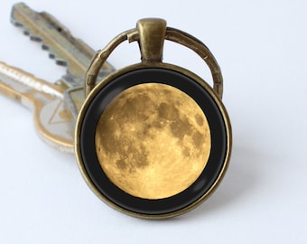 Lunar key chain Moon jewellery Full moon jewelry Moon key ring Moon gift Moon pendant Moon keychain Space keychain Yellow moon Lunar gift