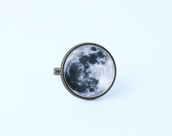 Full moon ring Women ring Moon ring Moon jewelry Girlfriend gift Women jewelry Girls ring Moon gift Grey moon ring Space ring Mother gift