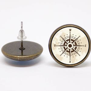 Traveler gift Compass stud earrings Nautical earrings Compass jewelry Compass Rose Travel jewellery Girls gift Wife gift Old compass jewelry