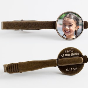 Wedding tie clip Father of the bride Custom photo Personalized jewelry Wedding gift Dad of bride gift Engraved tie clip Engraved jewelry