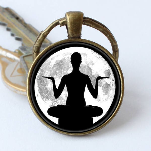 Yoga Schlüsselanhänger Meditation Vollmond Buddha Schlüsselanhänger Zen Schmuck Yoga Schmuck Mond Anhänger Yoga Kunst Yoga Geschenk Zen Schlüsselanhänger Lotus Pose grau