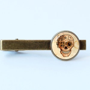 Skull tie clip Steampunk skull tie clip Men gift Steampunk gift Skull tie bar Skull jewelry Steampunk jewelry Human skull Sci Fi tie clip