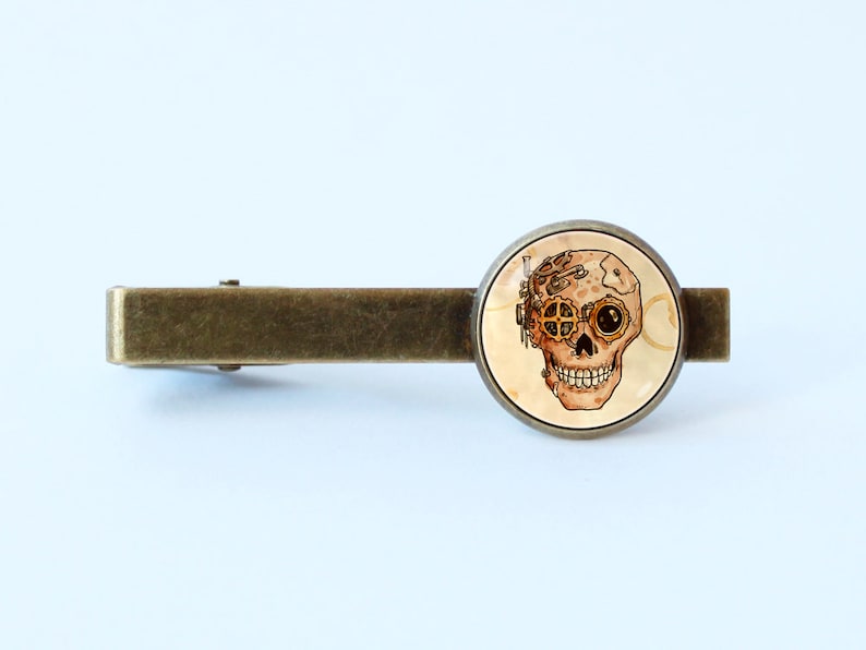 Skull tie clip Steampunk skull tie clip Men gift Steampunk gift Skull tie bar Skull jewelry Steampunk jewelry Human skull Sci Fi tie clip