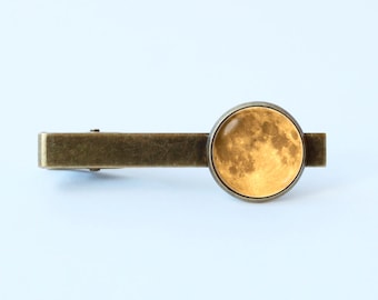 Tie clip moon Yellow moon Full moon tie clip Wedding gift Groomsmen gift Moon tie bar Moon jewelry Wedding jewelry Astronomy tie clip Gifts