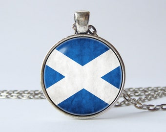 Drapeau de l’Ecosse collier écossais bijoux scottish pendentif écossais drapeau écossais Bijoux Drapeau cadeau Drapeau collier Drapeau pendentif Bleu Blanc