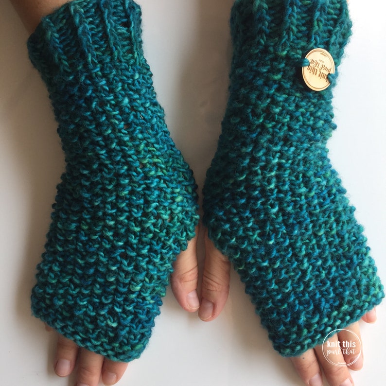Fingerless mittens knitting pattern / knitting pattern / fingerless mittens / beginner knitting image 4