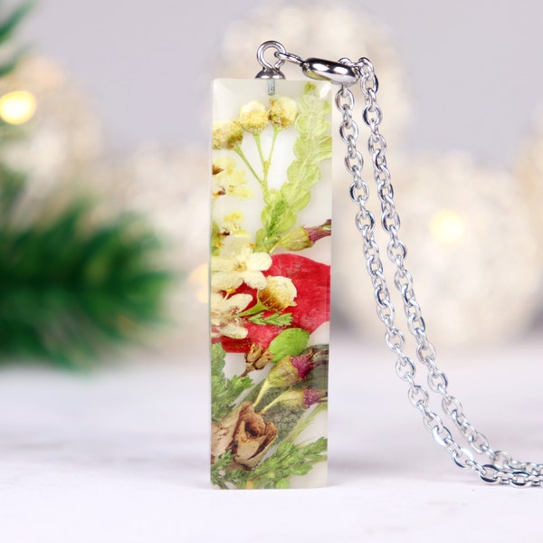 Real Flowers Bouquet Resin Necklace
