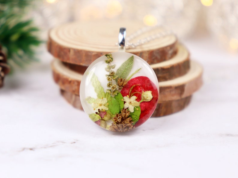 Real Flowers Bouquet Resin Necklaces Circle