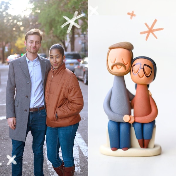 Custom Couple Figurine - Clay Figures - Couple and Dog Portrait