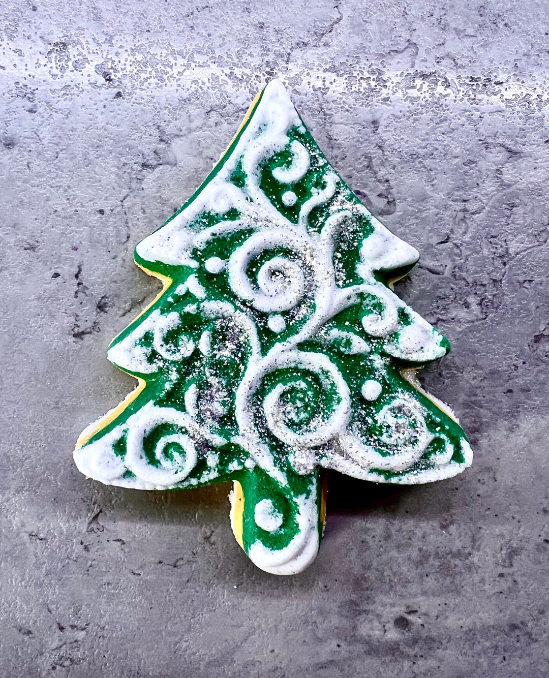 Beautiful Christmas Tree Bath Bomb Christmas Gift Natural Fun Etsy UK