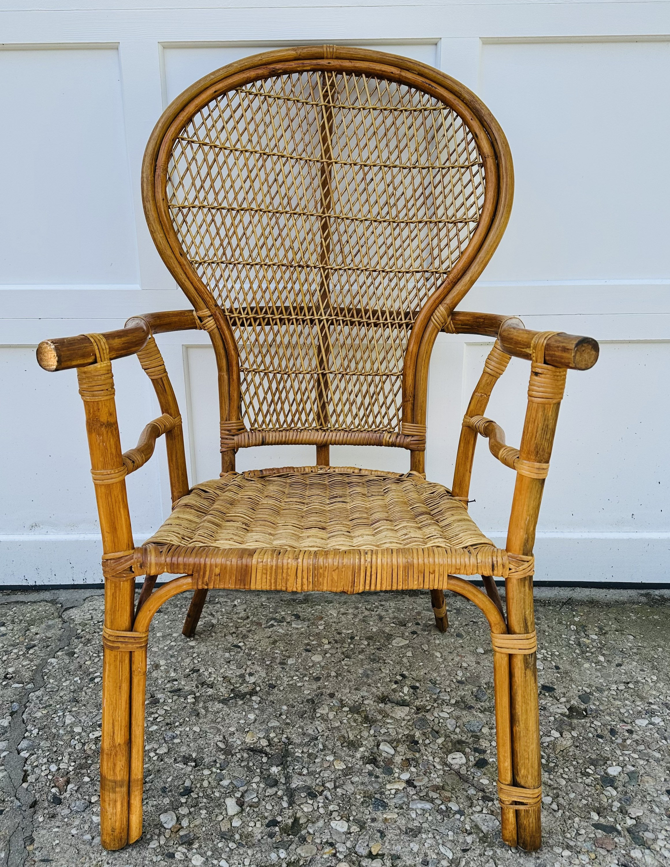 Wicker balloon chair hotsell