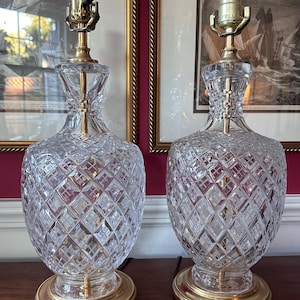 Set of 2 French Cut Crystal Table Lamps, Vintage Accent Lamps with Fancy Brass Bases, Vintage Luxury Home Decor from the 1980s
