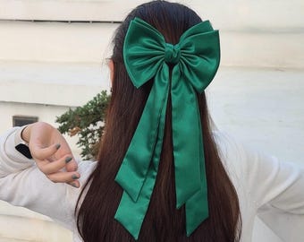 Emerald Green Hair Bow Accessory for Lady Jade Green Sikly Satin Bow with Double Tail Bow for Prom Night Bachelorette Party Bridesmaid Bow