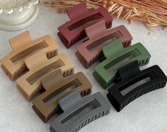 High Quality Matte Hair Claw Sturdy Fashion Hair Claw Retro Hair Claw  Matte Hollow Plastic Hair Claw Girl Hair Accessories Strong Hair Clip